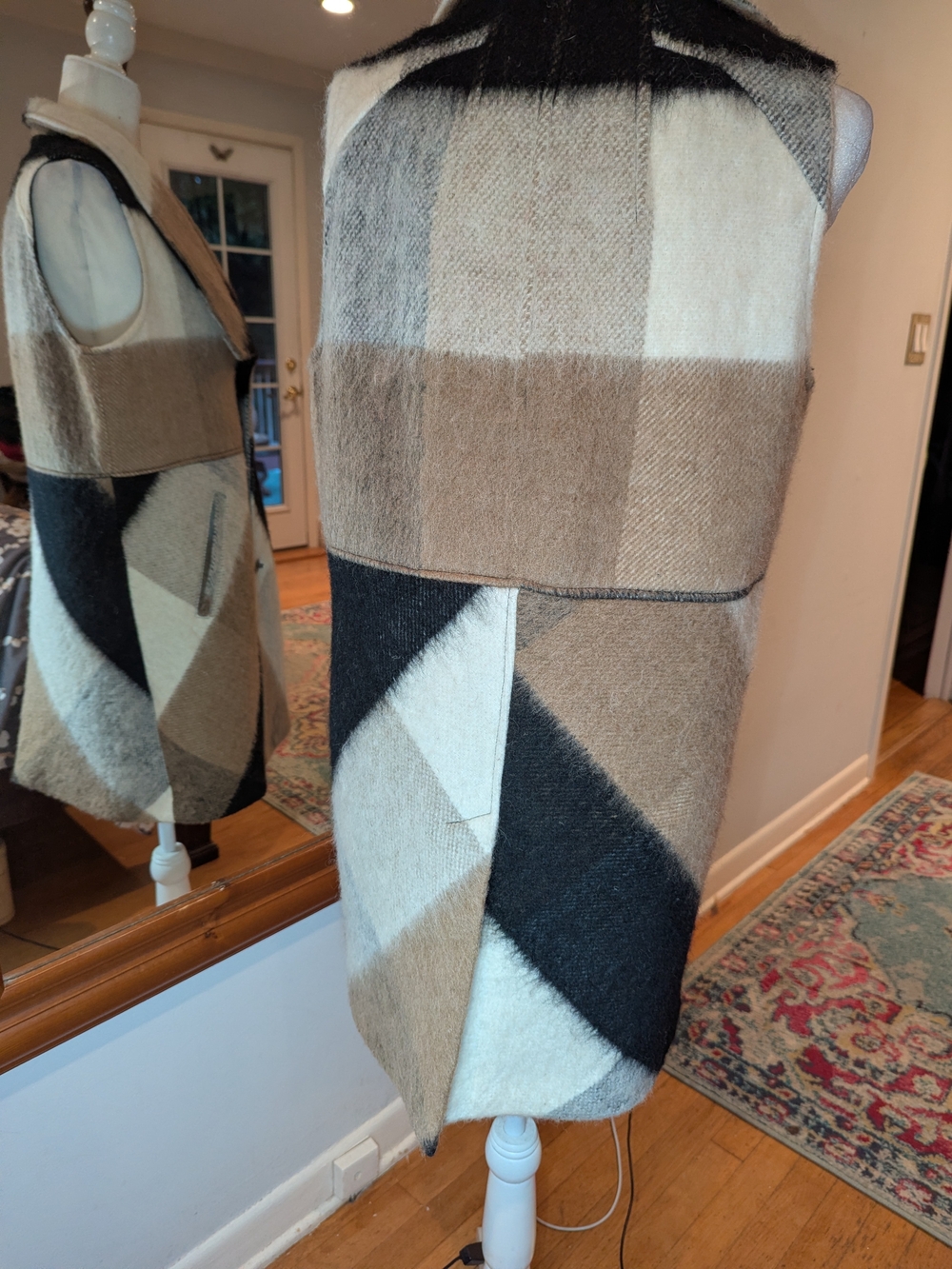 Elevenses by Anthropologie Womens Black & Tan Colorblock Wool-Blend Coat Vest - Picture 5 of 12
